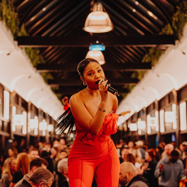 Bottomless Brunch at BOXHALL City Liverpool Street